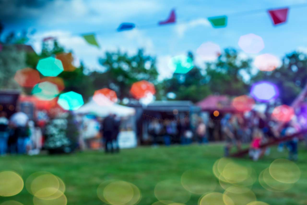 蜿り・・逵・20246255_MotionElements_abstract-blur-image-of